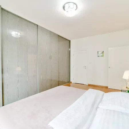 Old Town Heart Xv - Luxury Grzybowska 104m2! Warsaw